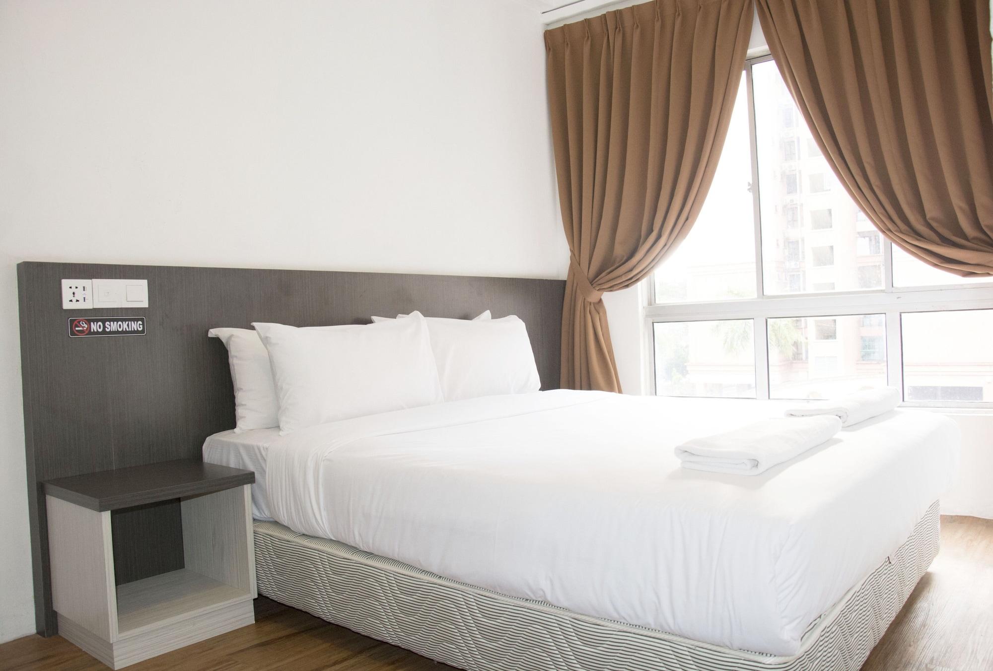 Promenade Service Apartment Кота-Кинабалу Экстерьер фото