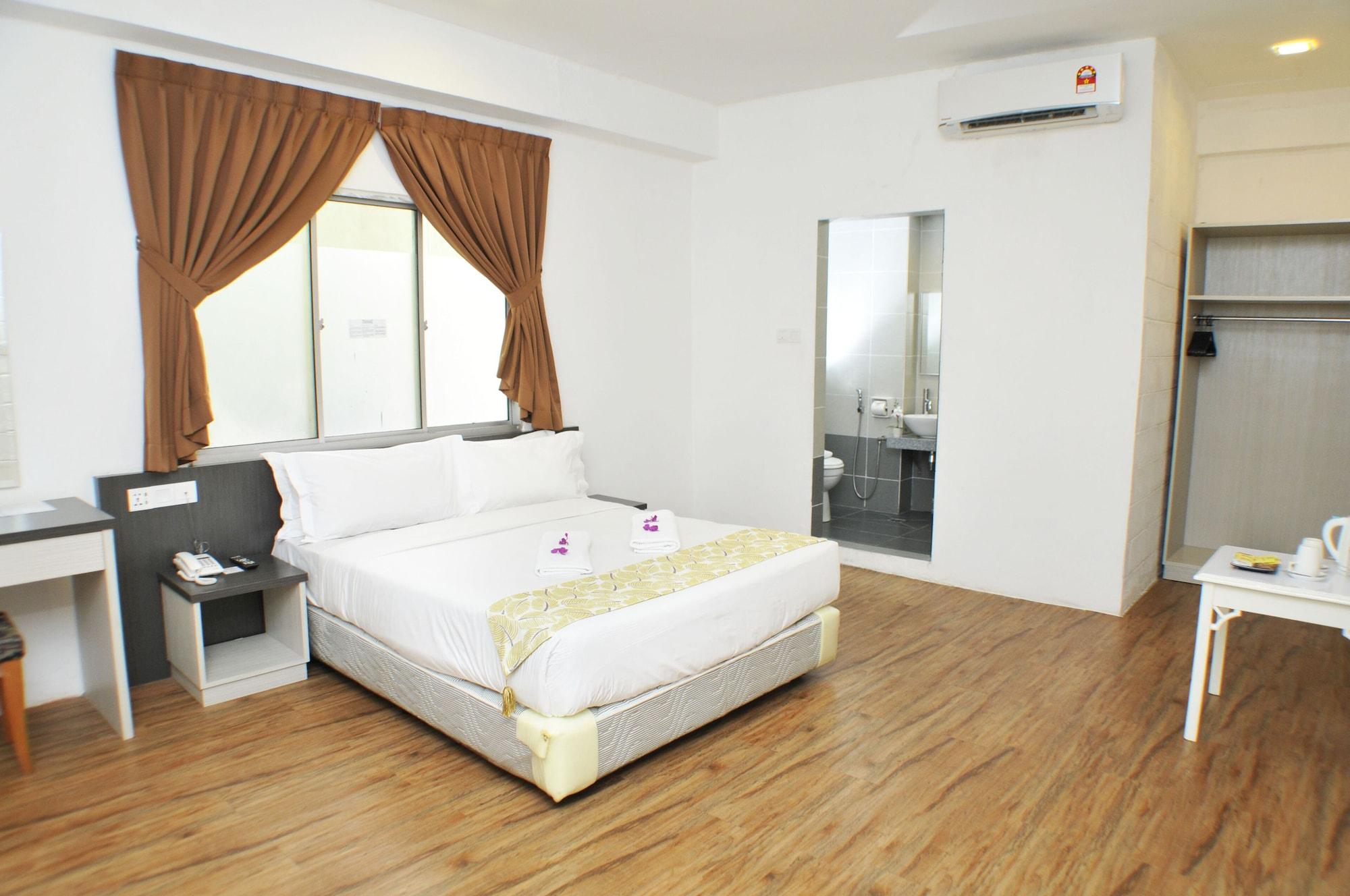 Promenade Service Apartment Кота-Кинабалу Экстерьер фото