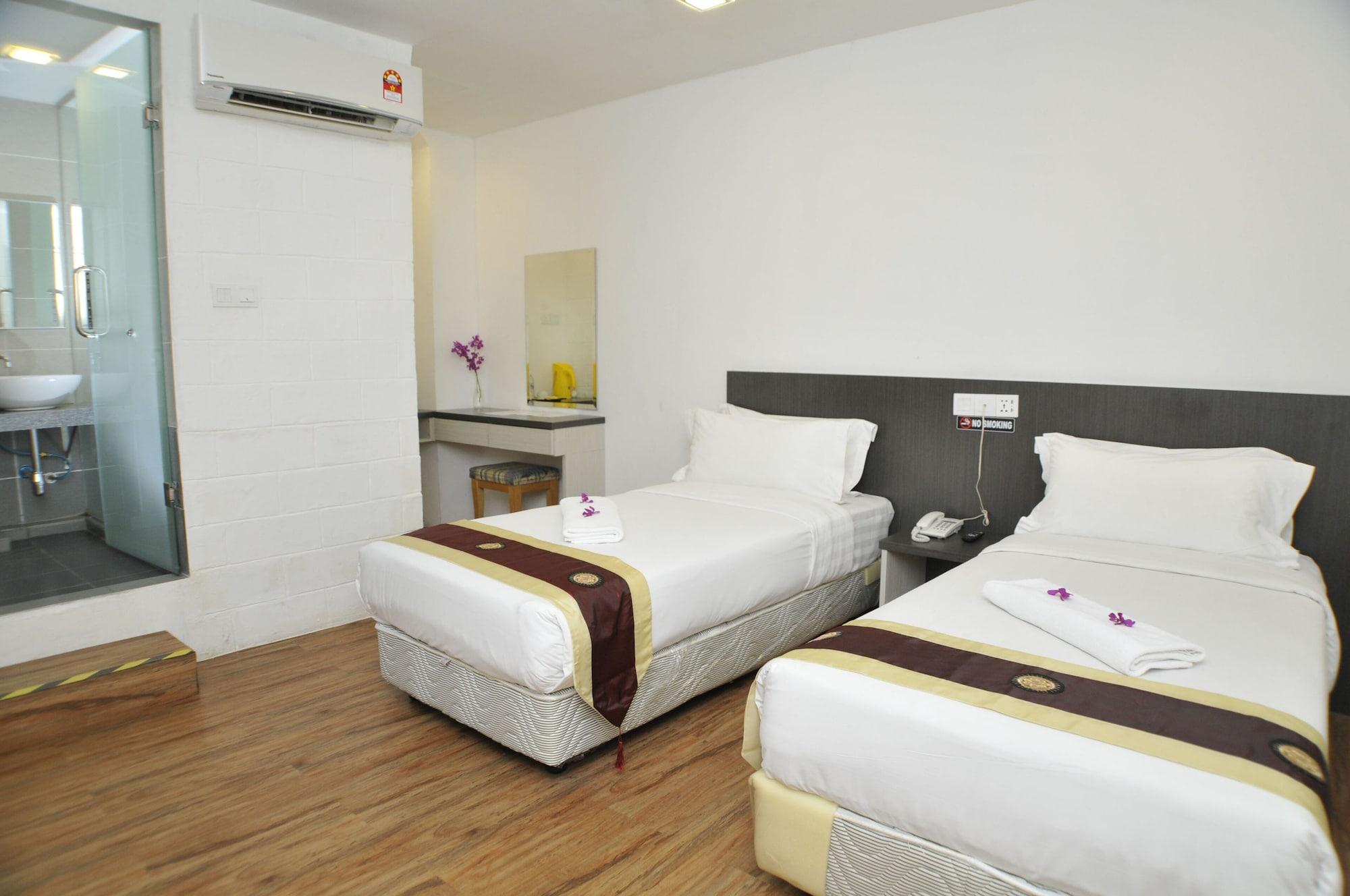 Promenade Service Apartment Кота-Кинабалу Экстерьер фото
