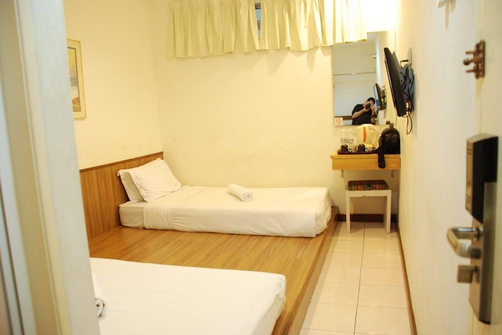 Promenade Service Apartment Кота-Кинабалу Экстерьер фото