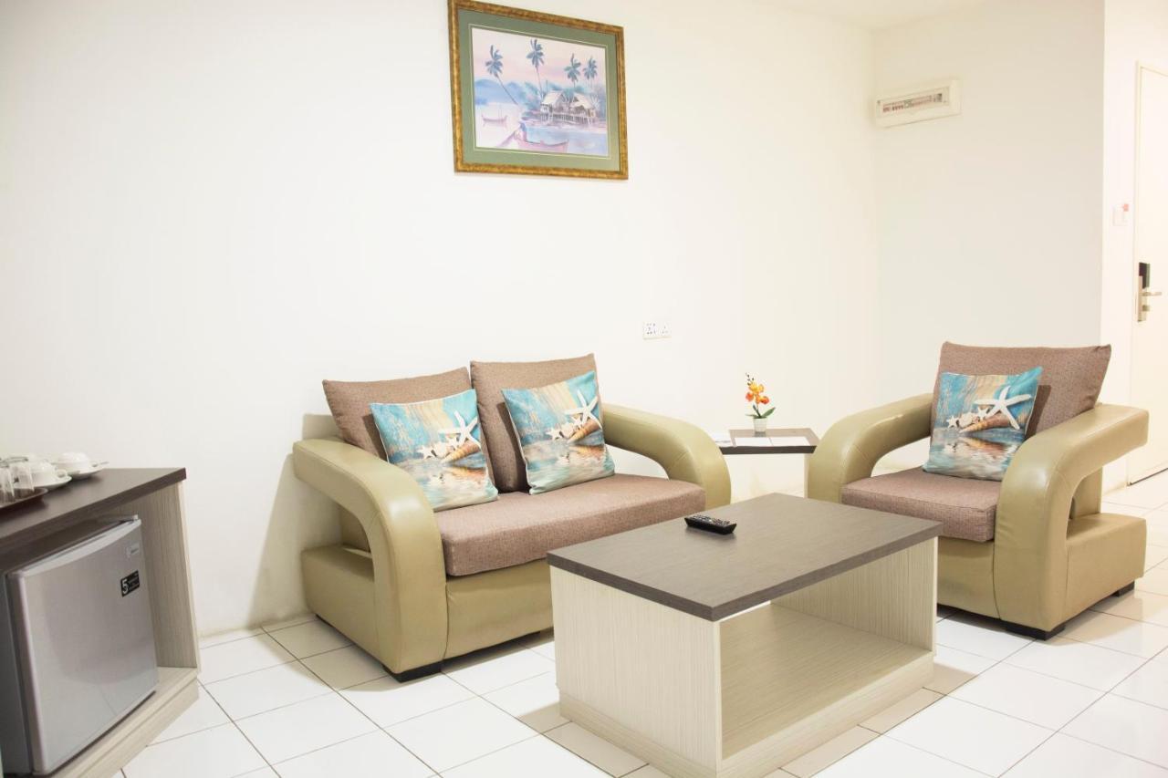 Promenade Service Apartment Кота-Кинабалу Экстерьер фото